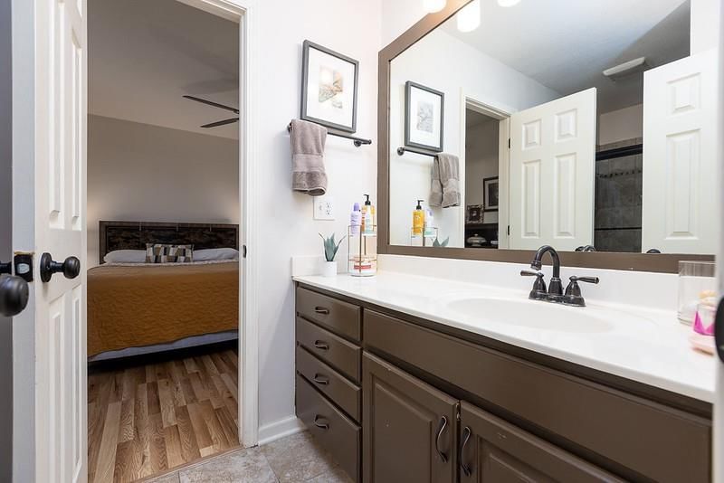 6120 N Strathbury Avenue — photo 25