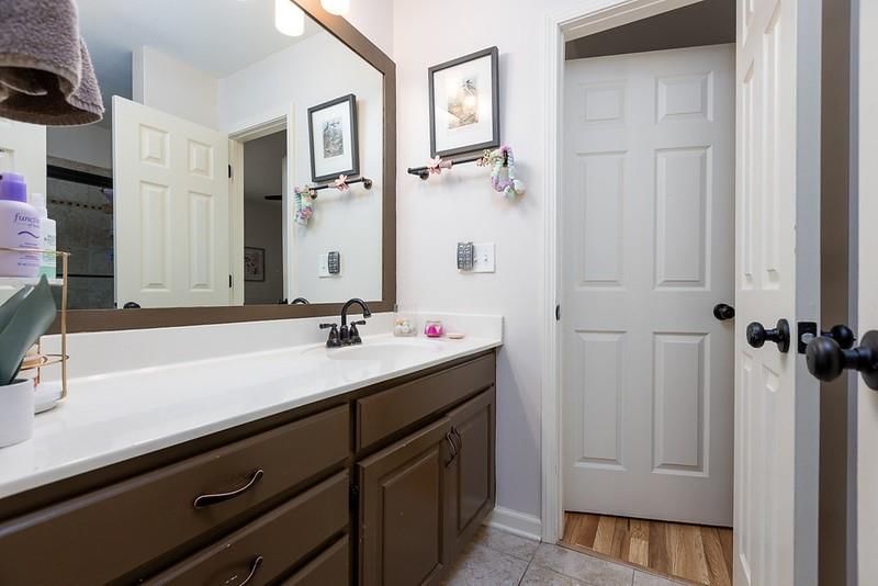 6120 N Strathbury Avenue — photo 26