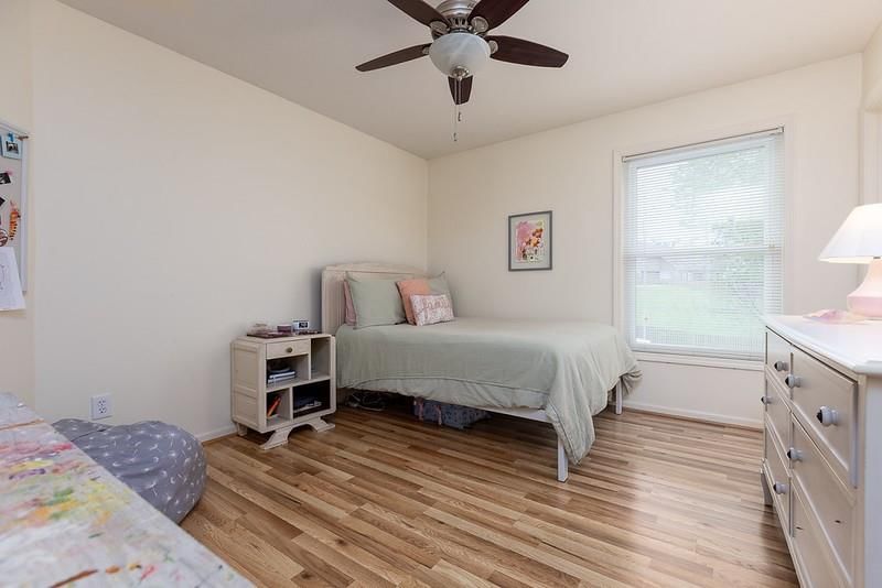 6120 N Strathbury Avenue — photo 27