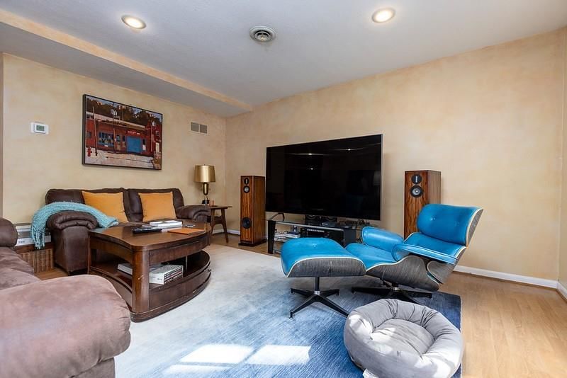 6120 N Strathbury Avenue — photo 31
