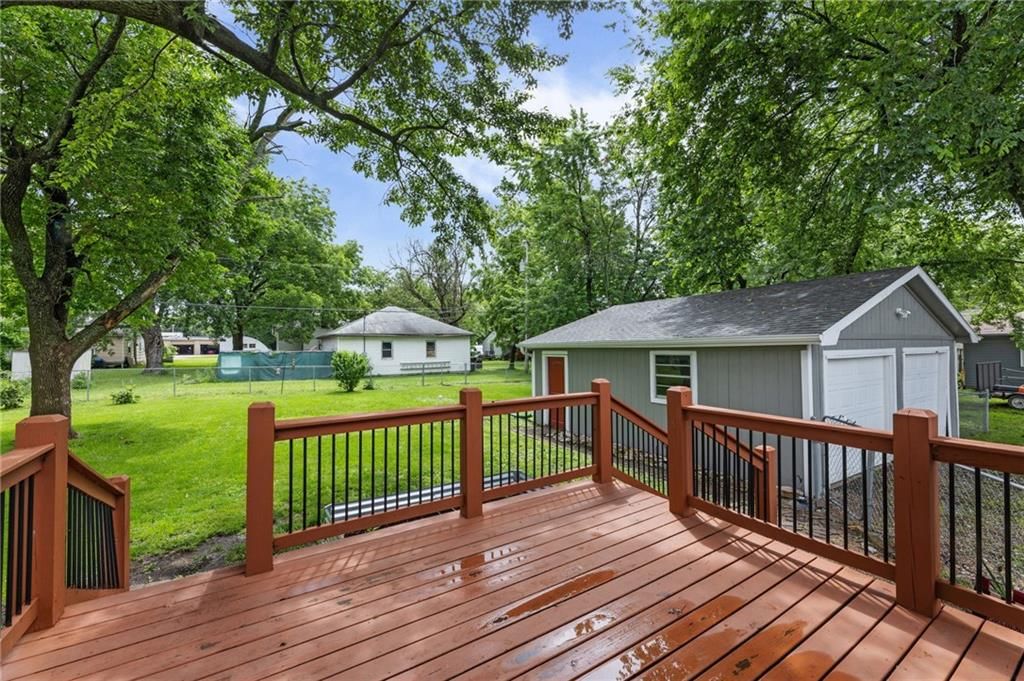 623 Walnut Street — photo 27