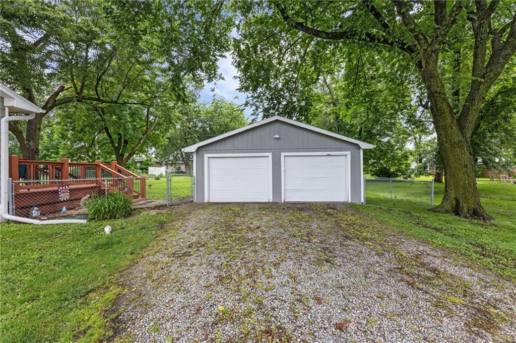 623 Walnut Street — photo 28