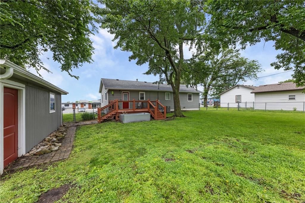 623 Walnut Street — photo 31