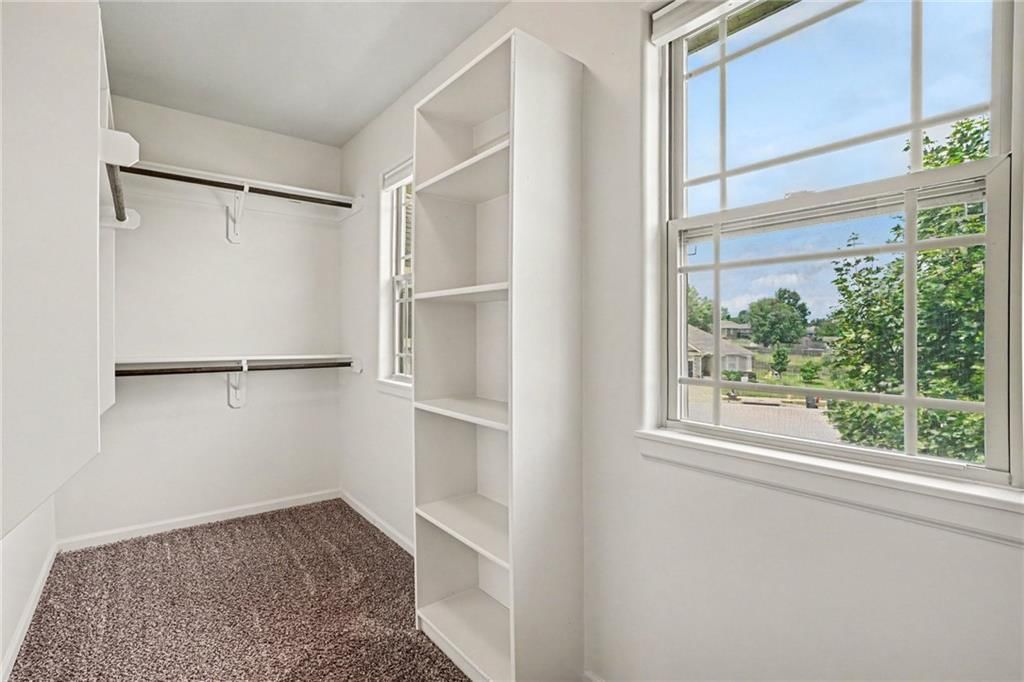 725 E 13th Terrace — photo 15