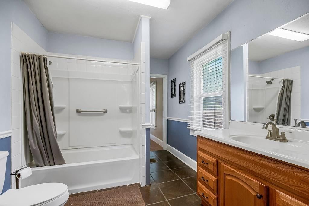 2517 S 18th Street — photo 16