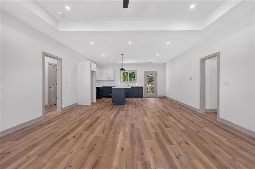 405 N Armstrong Street — photo 11