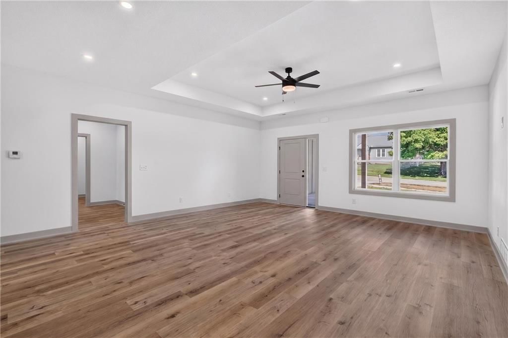 405 N Armstrong Street — photo 13