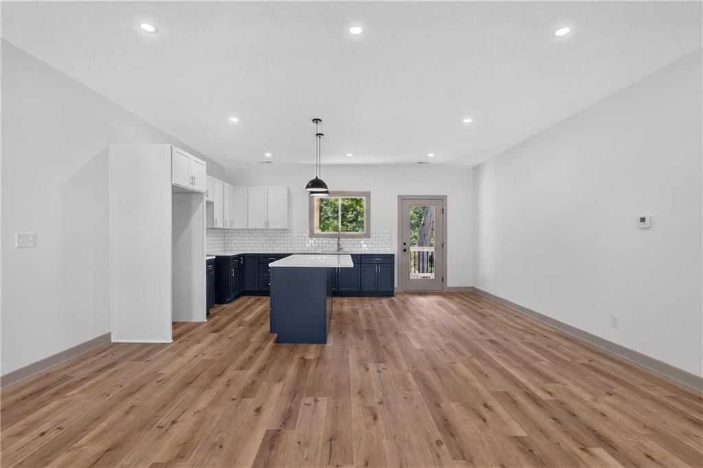 405 N Armstrong Street — photo 17