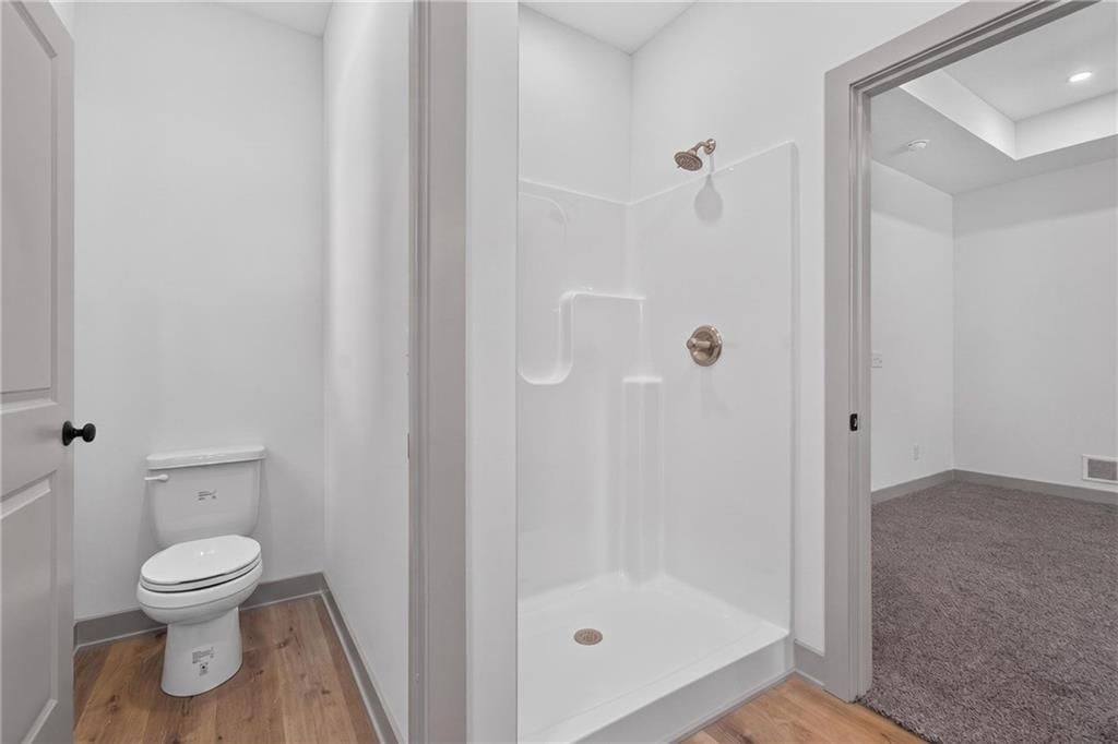 405 N Armstrong Street — photo 34