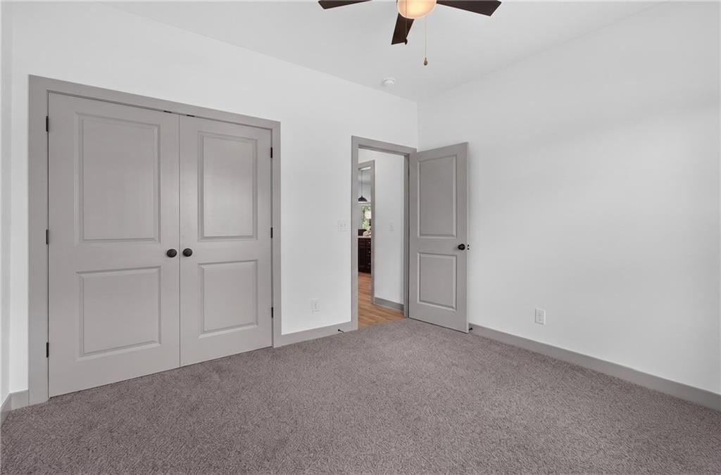 405 N Armstrong Street — photo 37
