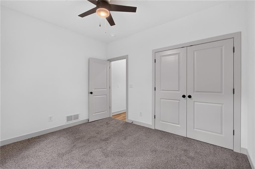 405 N Armstrong Street — photo 43