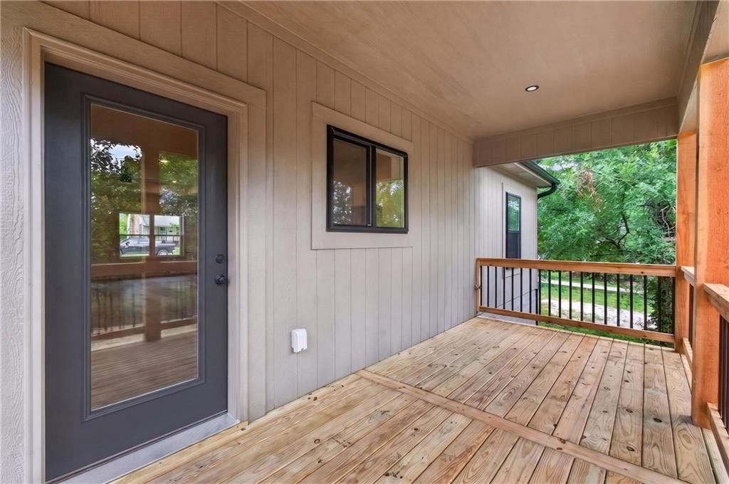 405 N Armstrong Street — photo 45