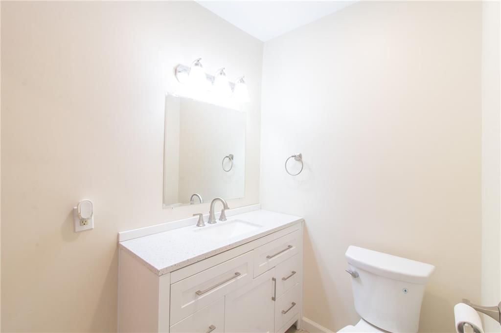 1007 S Independence Street — photo 20