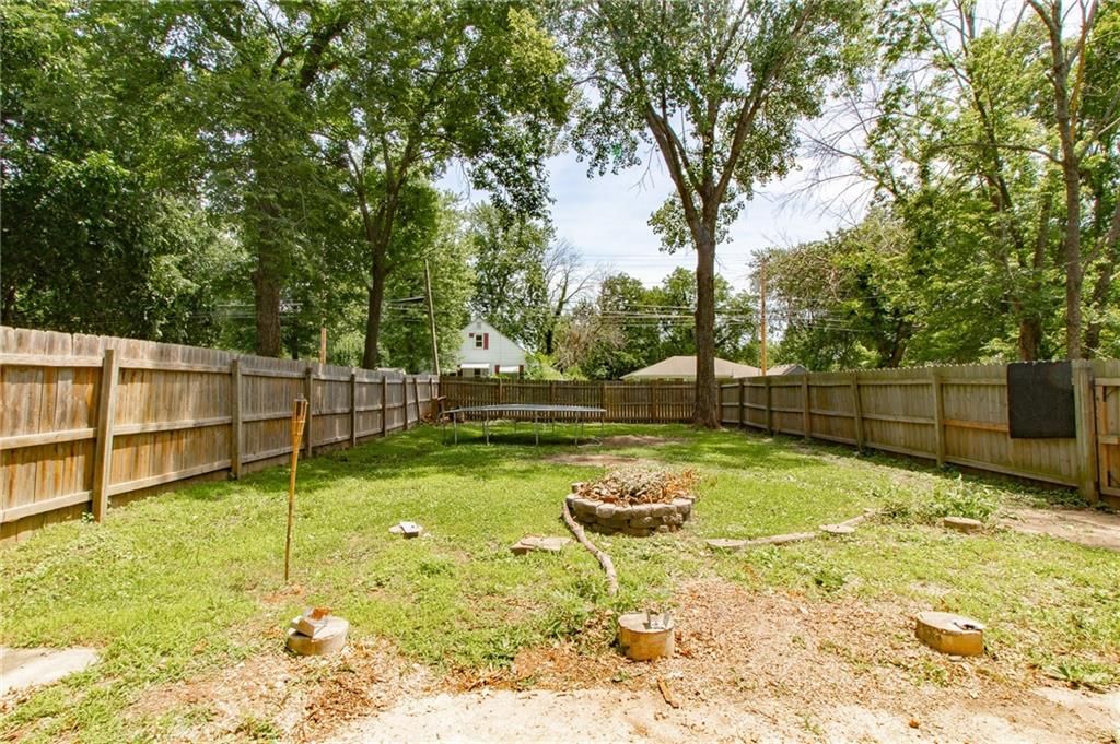 1007 S Independence Street — photo 32