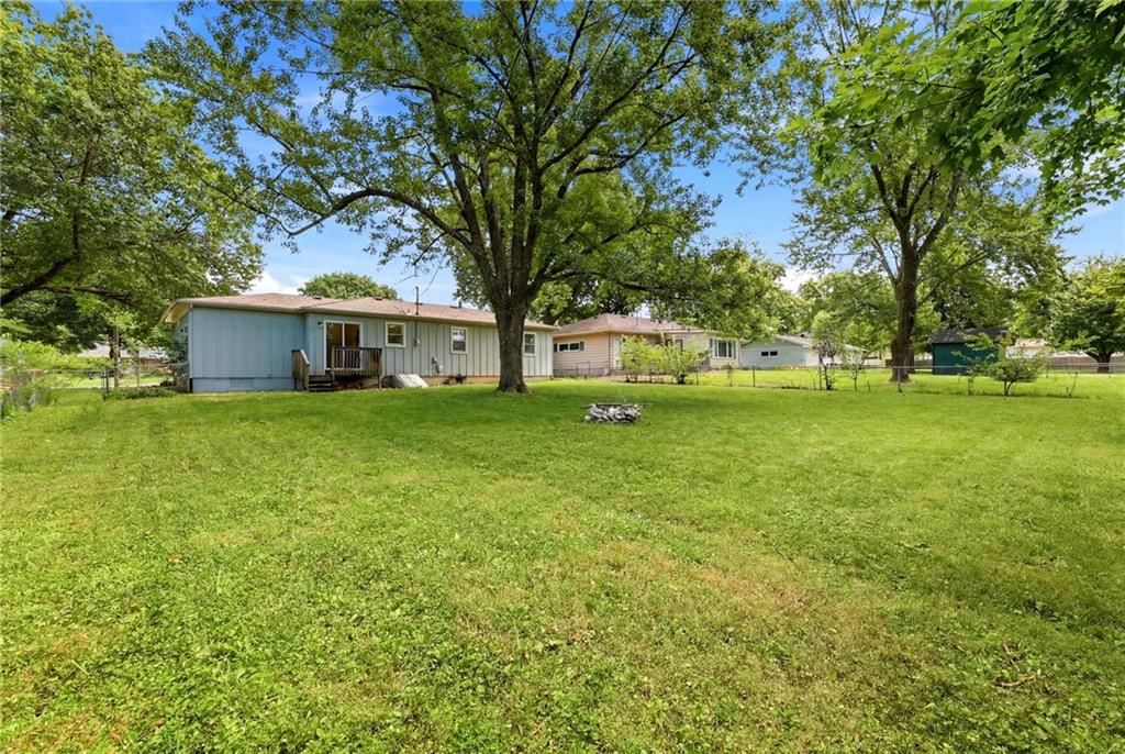 604 S Hickory Street — photo 23
