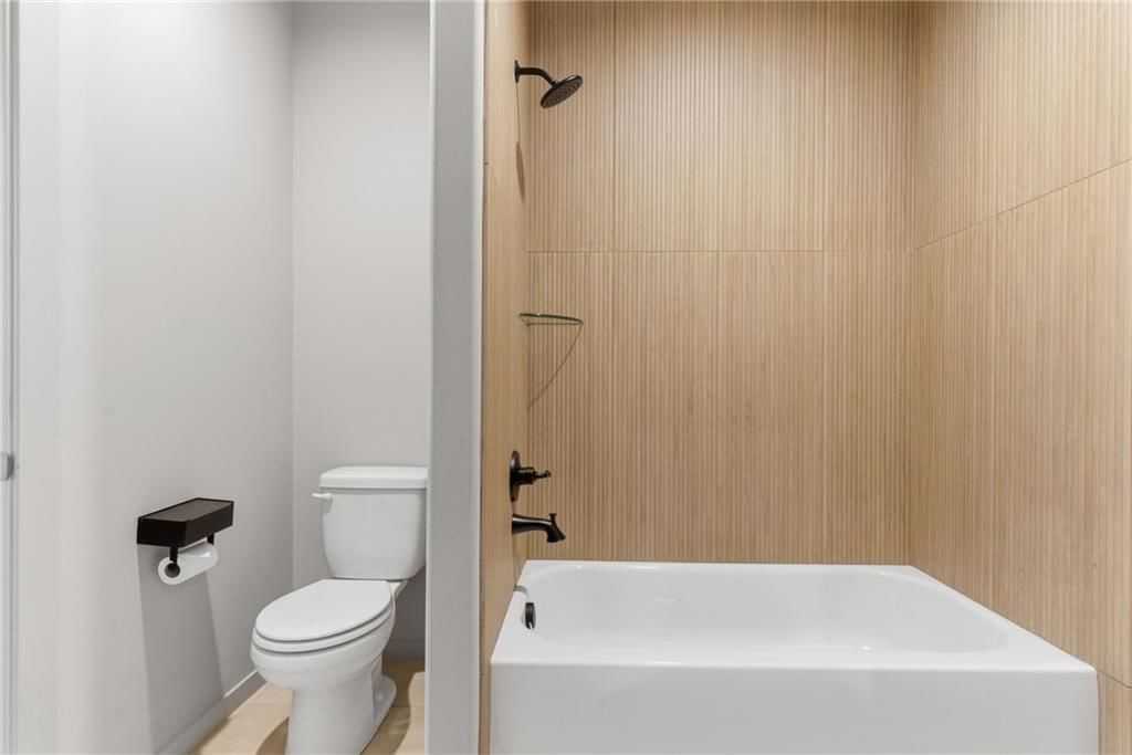 12406 W 170th Terrace — photo 33
