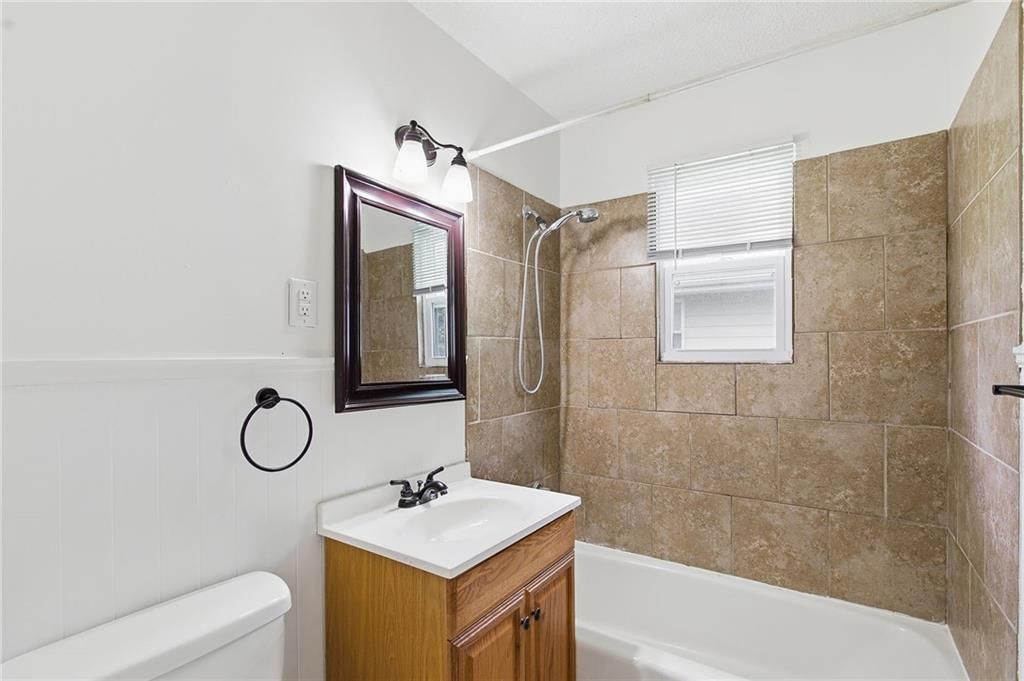 5249 N Richmond Avenue — photo 12