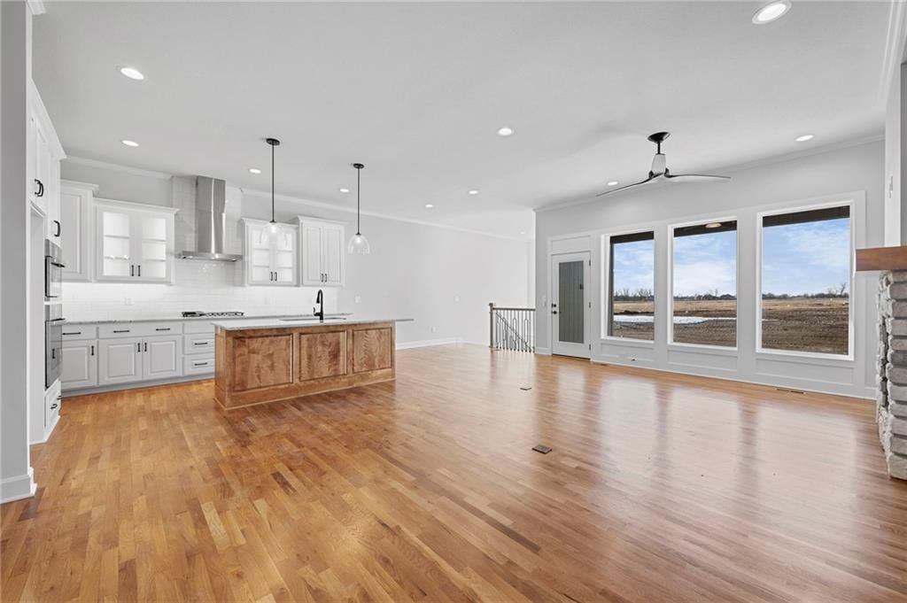 14659 Merion Lane — photo 12