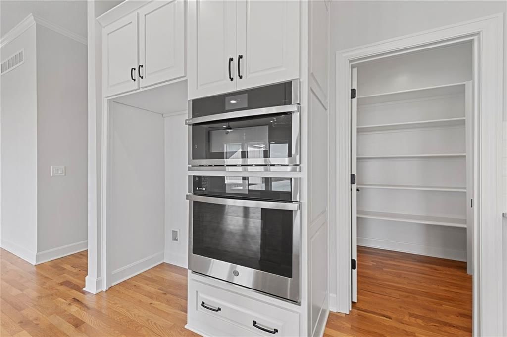 14659 Merion Lane — photo 17