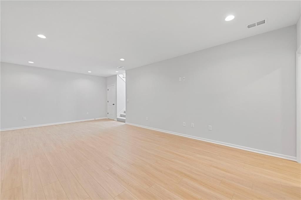 14659 Merion Lane — photo 27