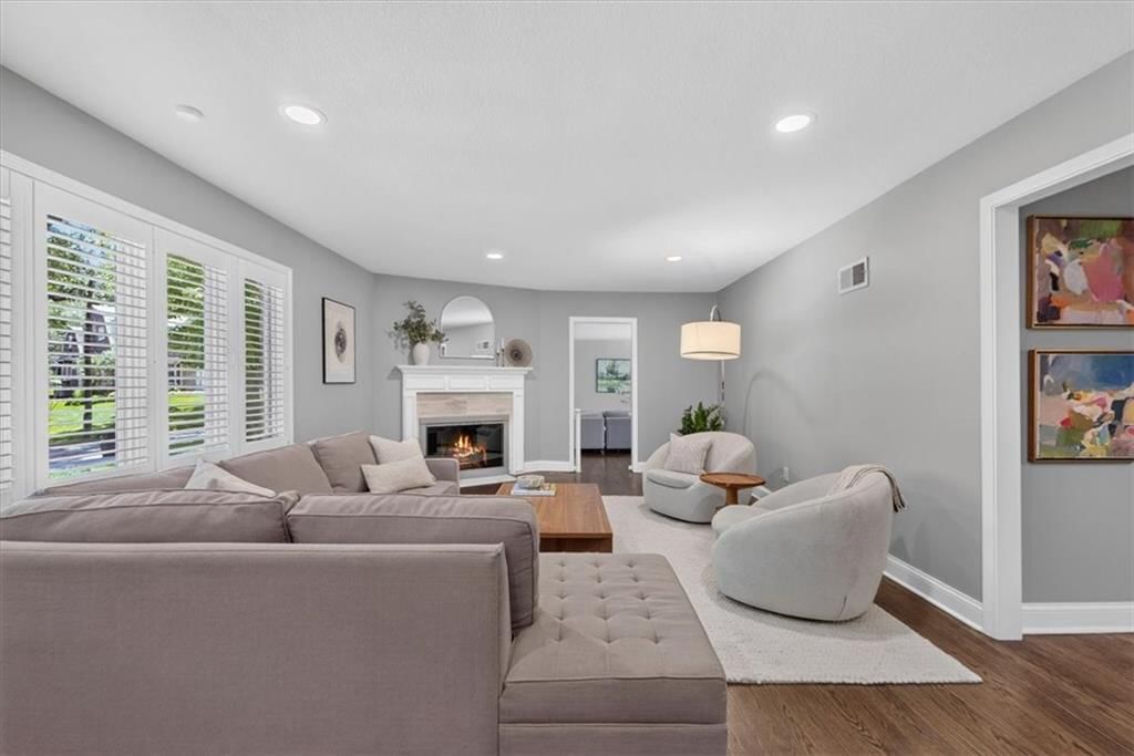 5726 Howe Drive — photo 22