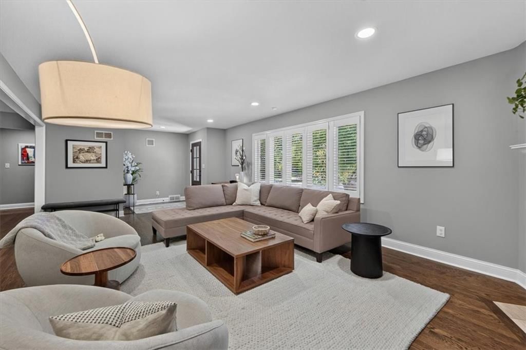 5726 Howe Drive — photo 24