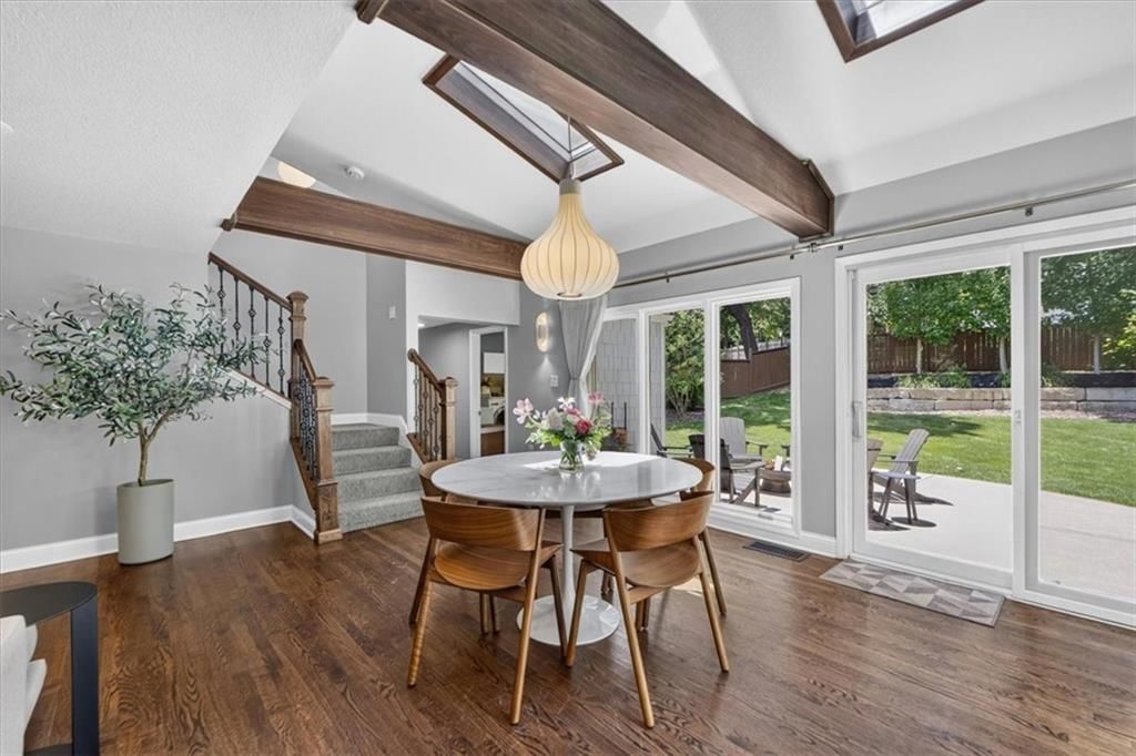 5726 Howe Drive — photo 25