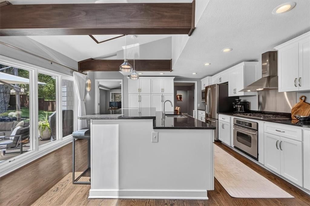 5726 Howe Drive — photo 29