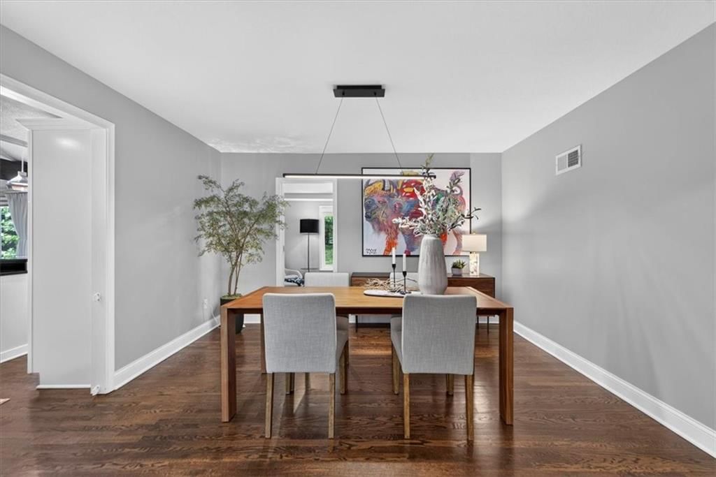 5726 Howe Drive — photo 30