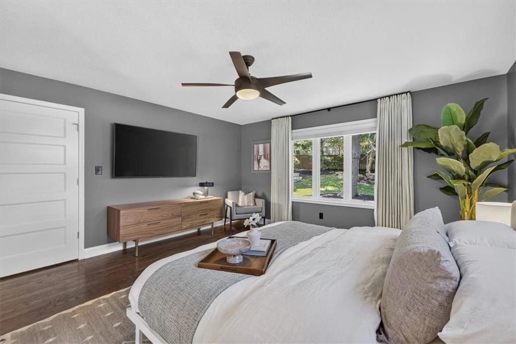 5726 Howe Drive — photo 35
