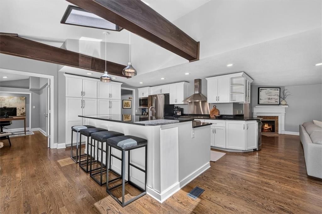 5726 Howe Drive — photo 39