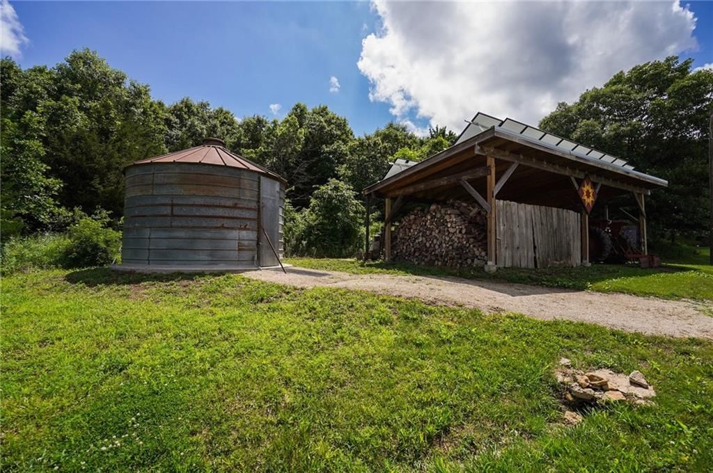 3395 Buck Creek Road — photo 42
