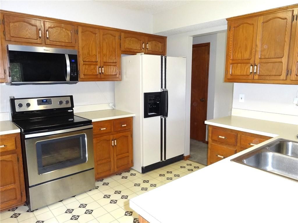 6807 Orchard Street — photo 10