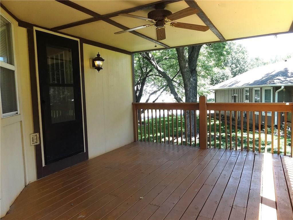 6807 Orchard Street — photo 31