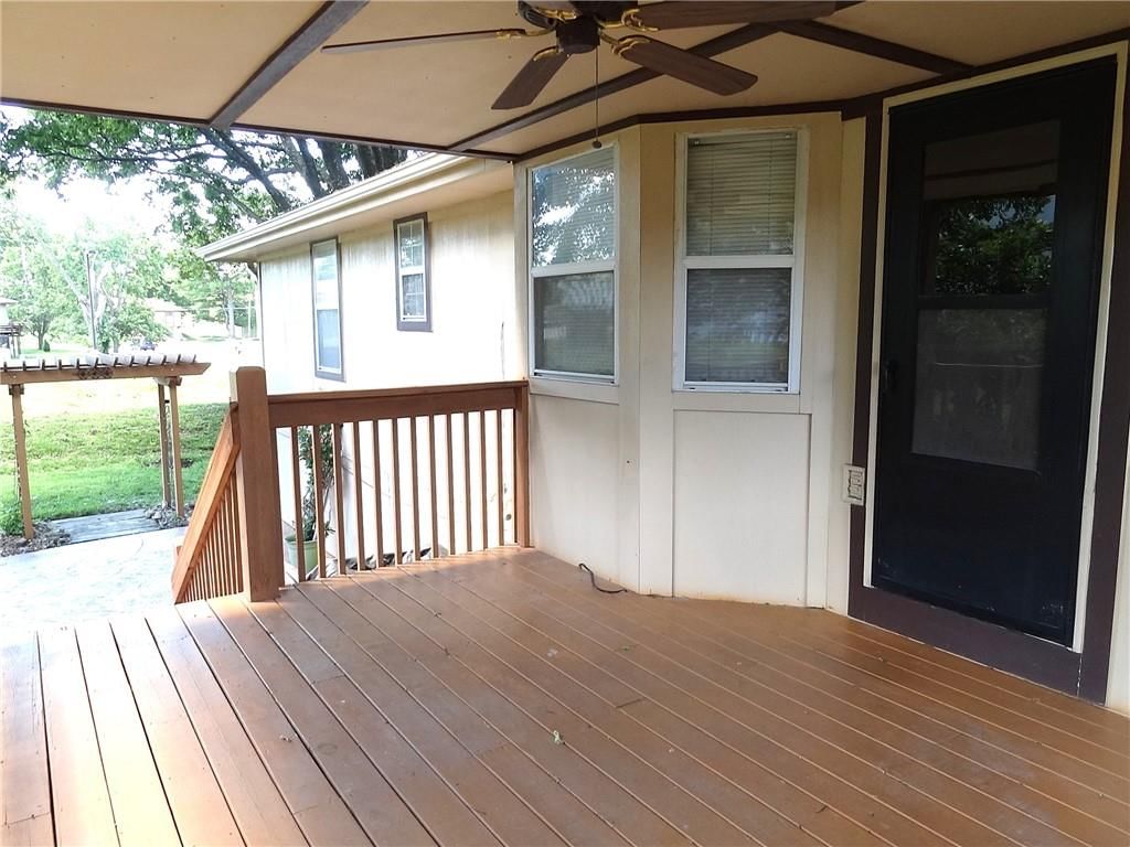 6807 Orchard Street — photo 32