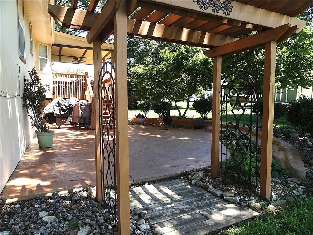 6807 Orchard Street — photo 34