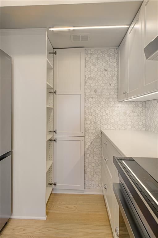 4550 Warwick Boulevard — photo 14