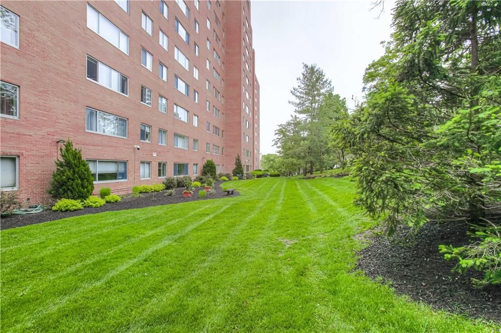4550 Warwick Boulevard — photo 41