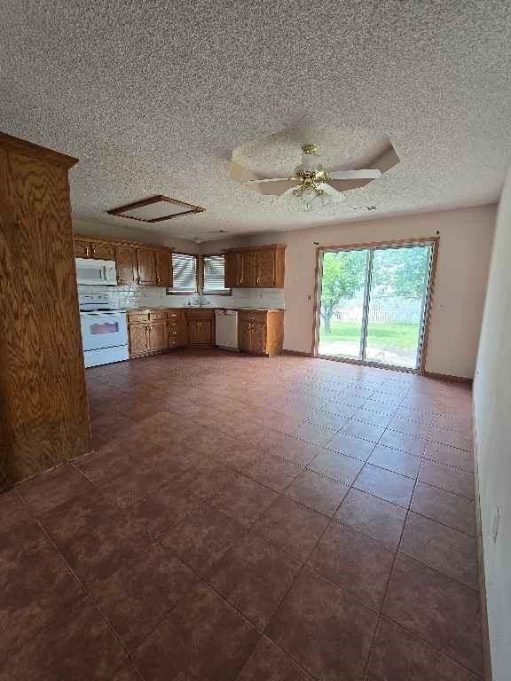 1208 Aspen Drive — photo 10
