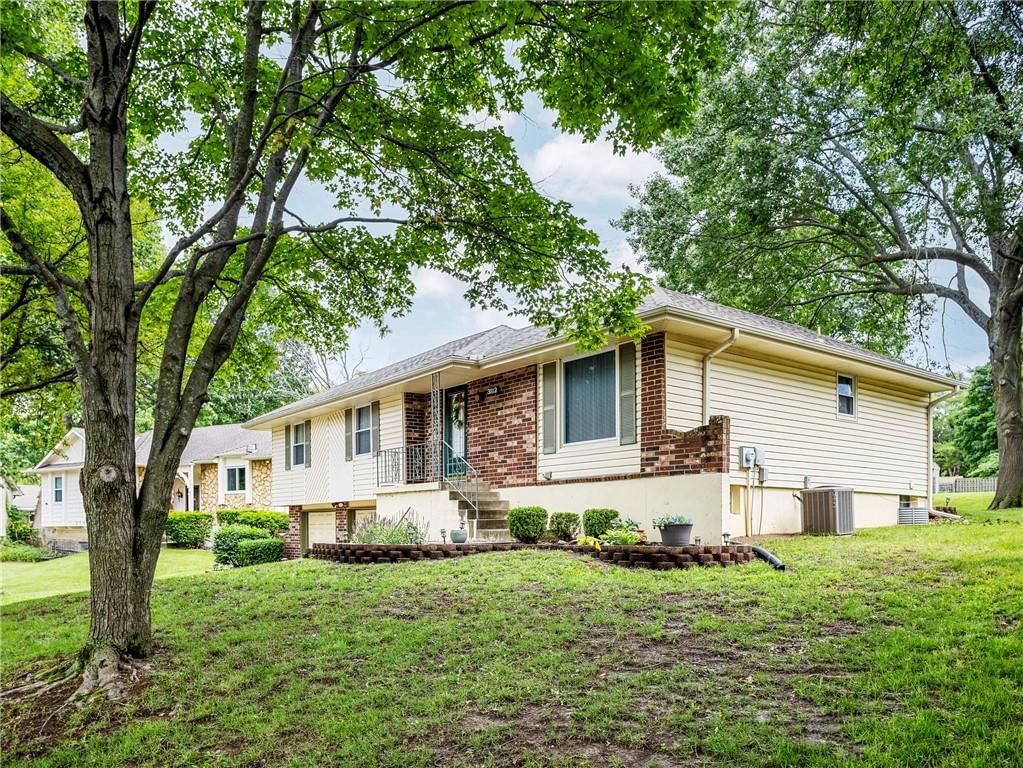 3112 SW Woods Chapel Court — photo 4