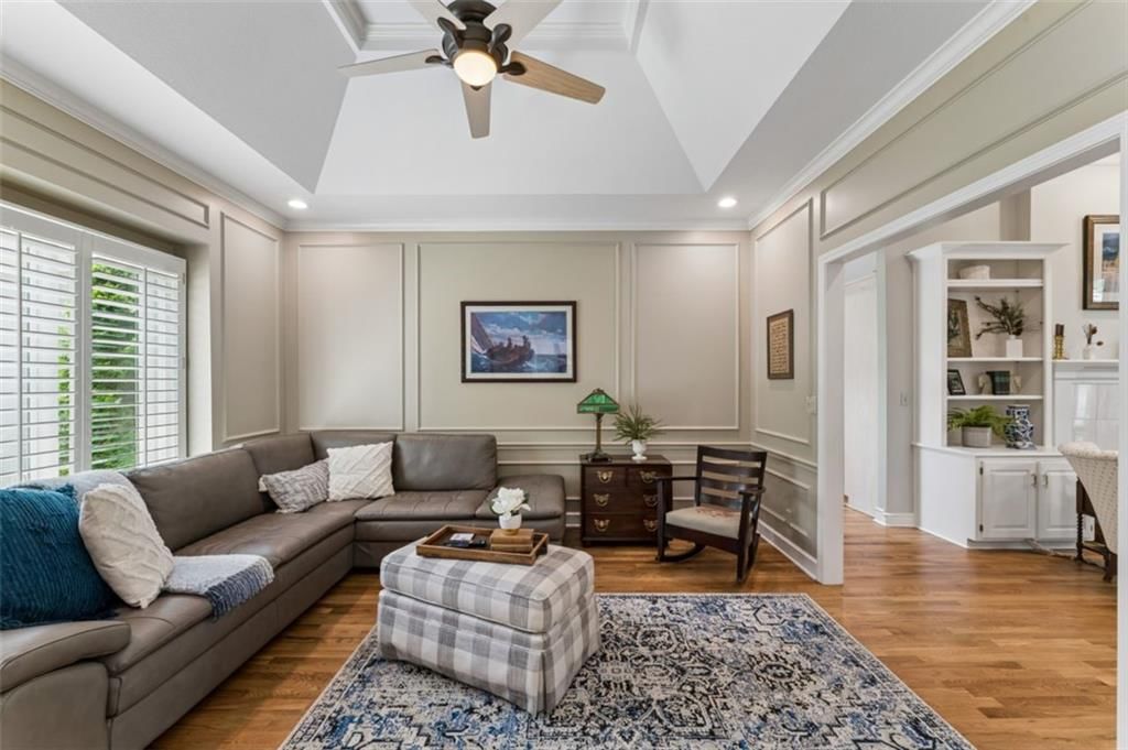 12605 Cedar Street — photo 16