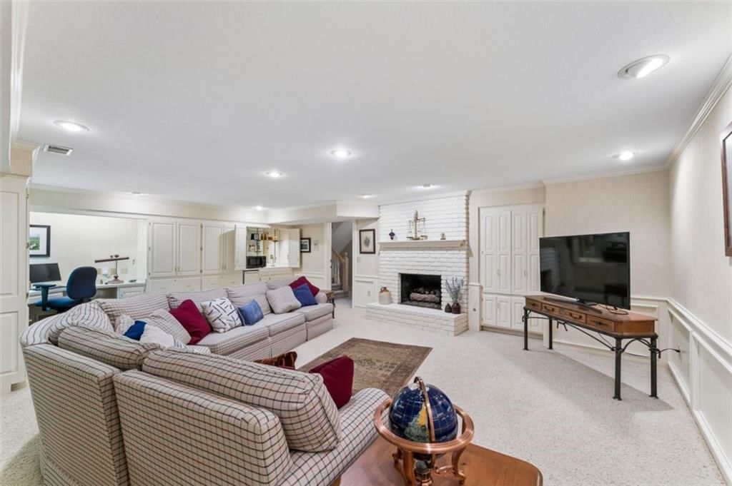 12605 Cedar Street — photo 35
