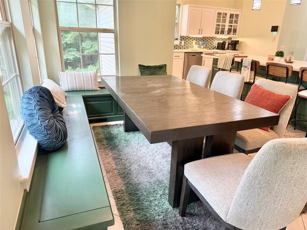 17675 Hazel Crest Lane — photo 3