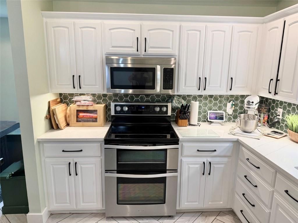 17675 Hazel Crest Lane — photo 5