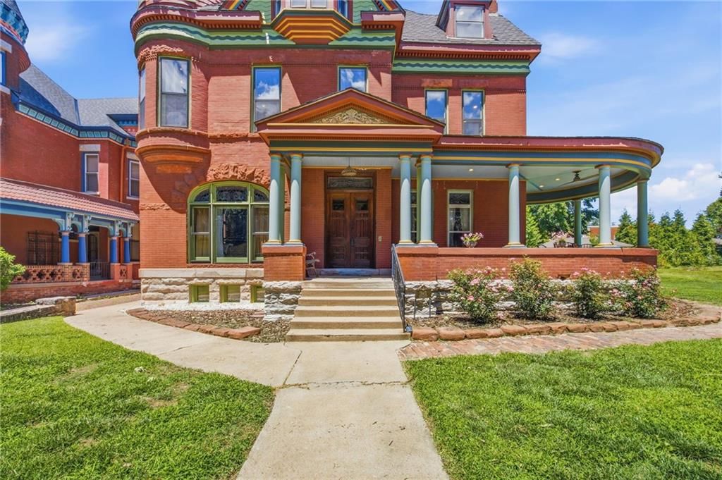 1840 Pendleton Avenue — photo 3