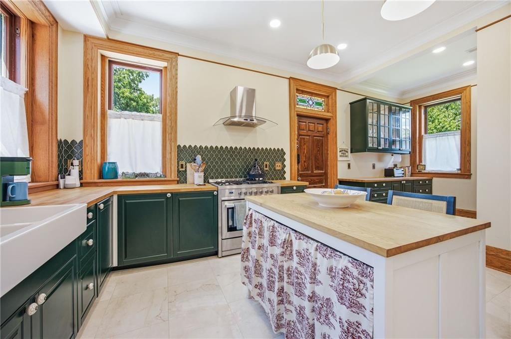 1840 Pendleton Avenue — photo 33