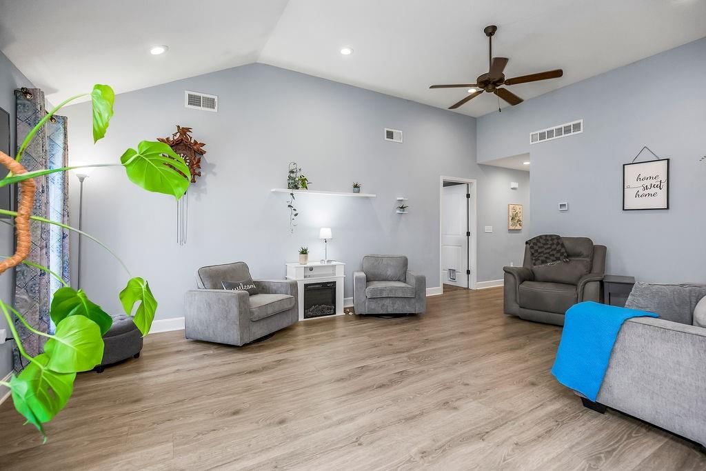 12209 N Pomona Lane — photo 5