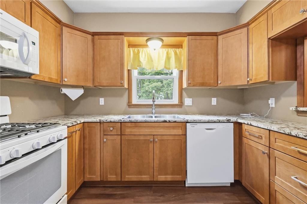 702 W 89TH Street — photo 11