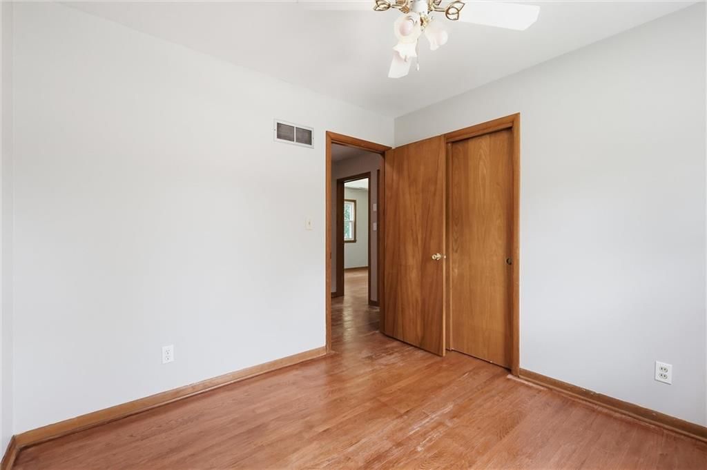 702 W 89TH Street — photo 25