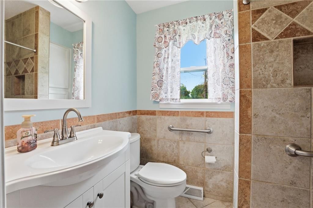 205 Eldorado Drive — photo 16